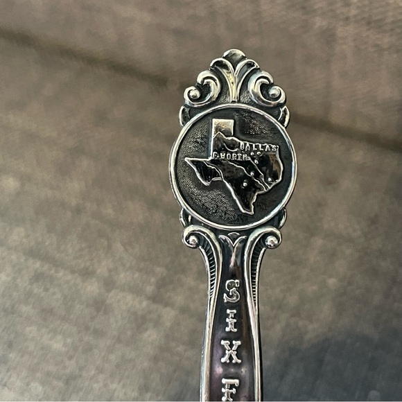 Souvenir Spoon Six Flags Over Texas Sterling Silver Made in Norway TH Marthinsen - Picture 2 of 6